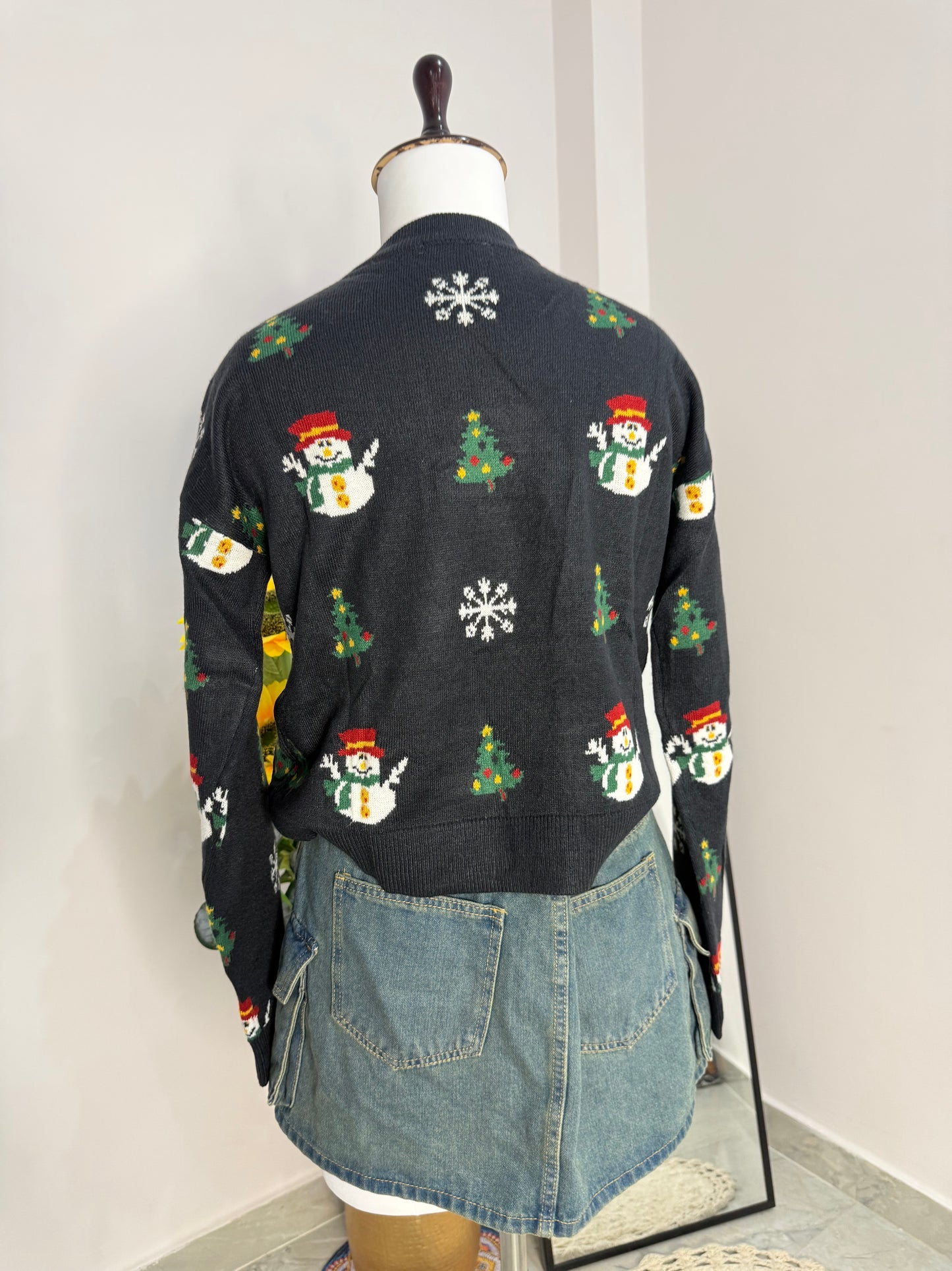 Christmas theme sweater (size s-m)